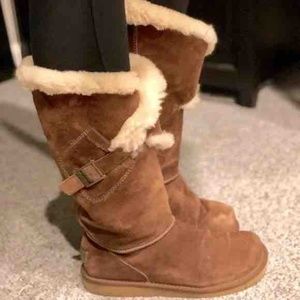 UGG AUSTRALIA Brown Messenger Boots Sz 9